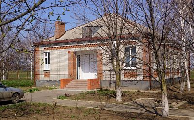 Земельный участок 0,9 га и два дома рассрочка 5 лет