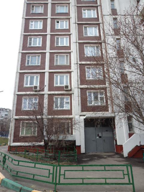 4-х комн. квартиру продаю. Москва. м. Пражская.