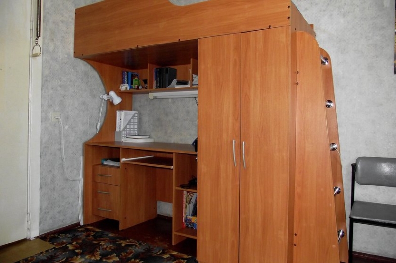 Уголок школьника Кораблик - стол, шкаф, кровать