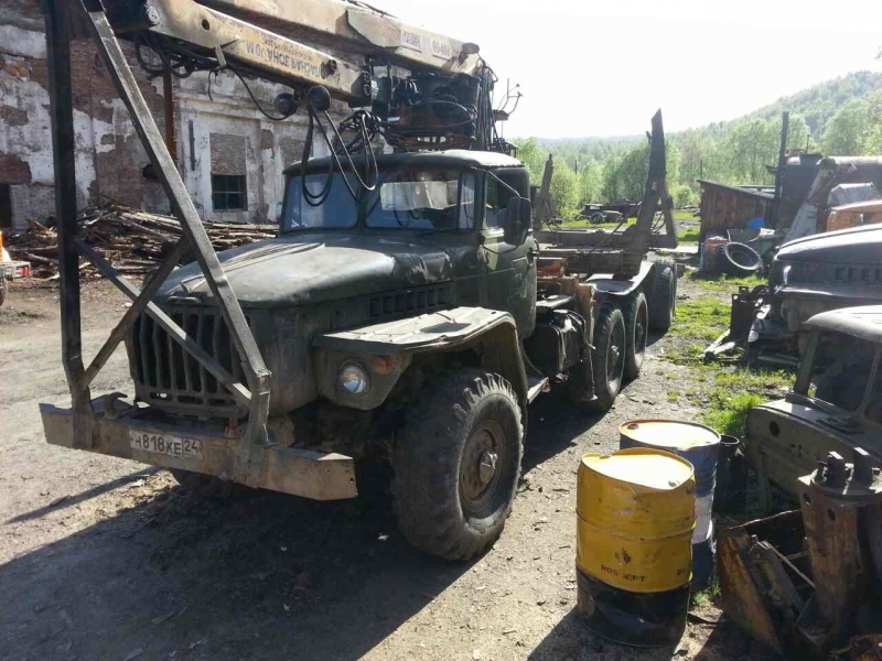 Урал с гидроманипулятором СФ-65С