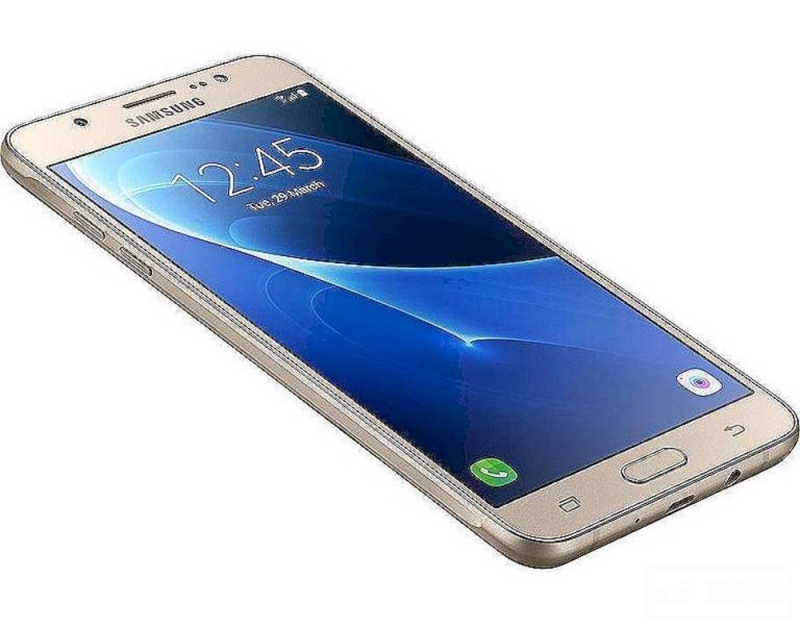 Смартфон Samsung Galaxy S7 32Gb новый 8500 руб. Низкие цены на смартфоны.
