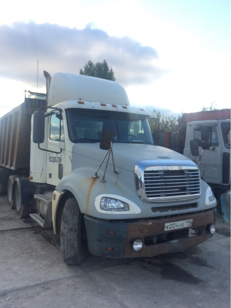 Freightliner Columbia
