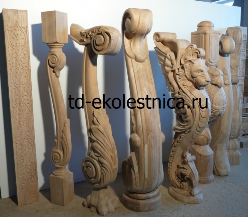 Резной декор из дерева