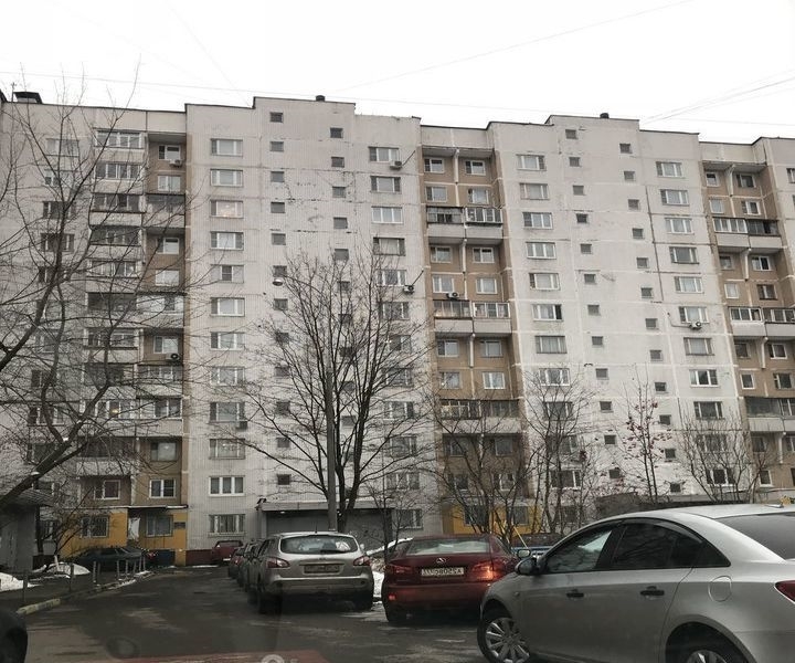 Сдатся 1-к квартира рядом с метро.