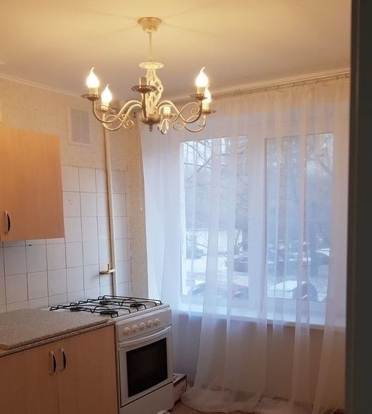 Продается 1-комнатная квартира в хорошем развитом районе.