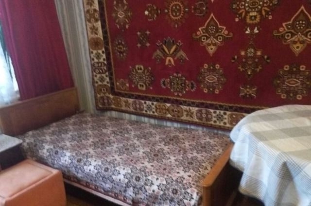 В квартире сдается комната.