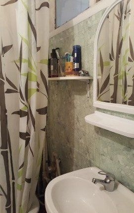 Сдатся уютная комната рядом с м Петроградская.