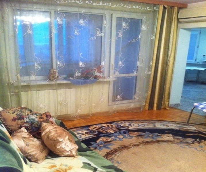 Сдам трешку в хорошем районе.