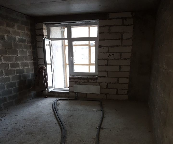 Продам 2-к квартиру в хорошем доме с чистым подъездом.
