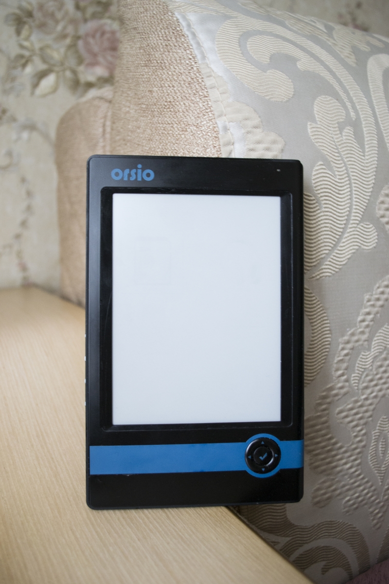 Электронная книга ORSiO B731