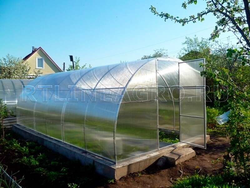 Продам теплицу Боровик с поликарбонатом