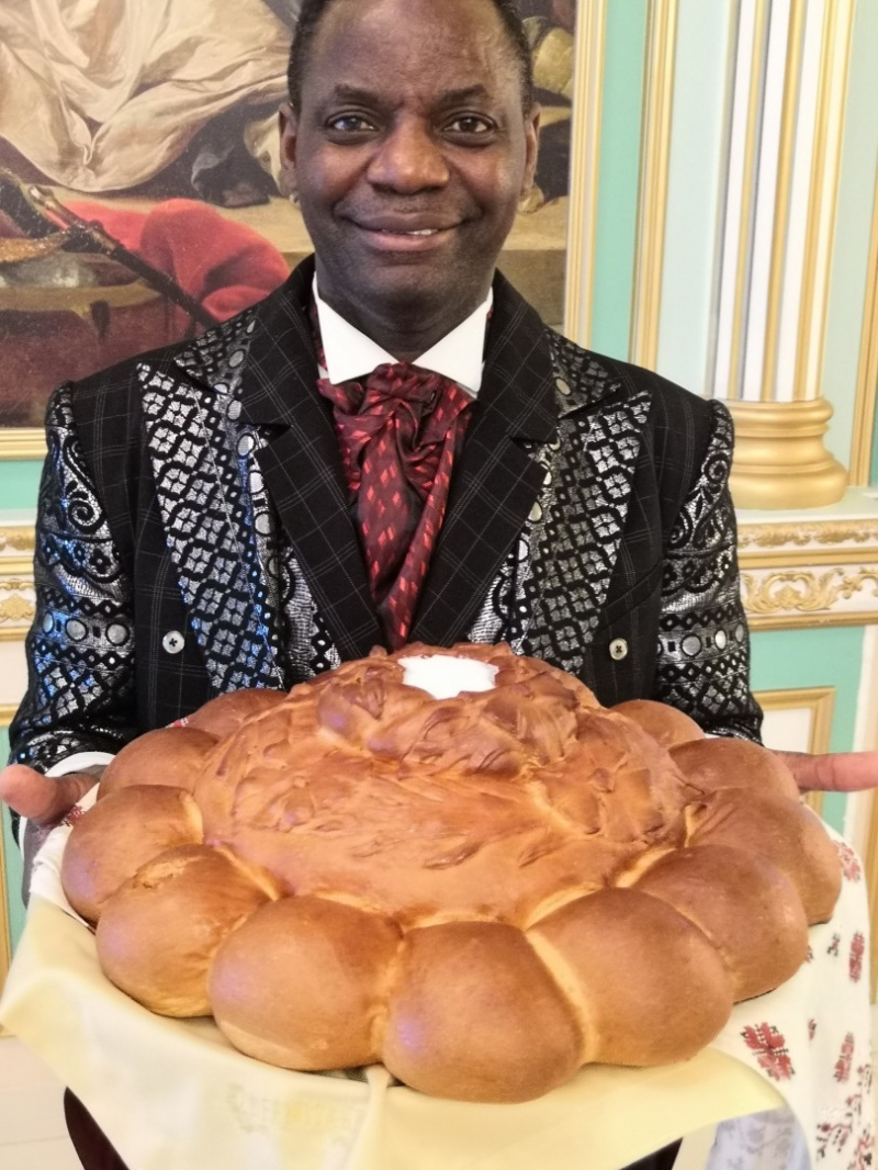 Ведущий, тамада на свадьбу