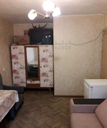 Сдатся комната в двухкомнатной квартире 17 кв м.