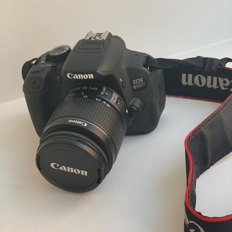 Фотоаппарат Canon 650D