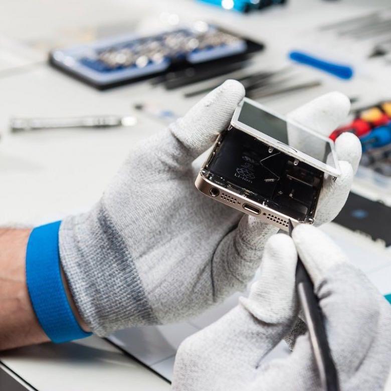 Ремонт и обслуживание Apple, Samsung, Huawei, Xiaomi в Москве