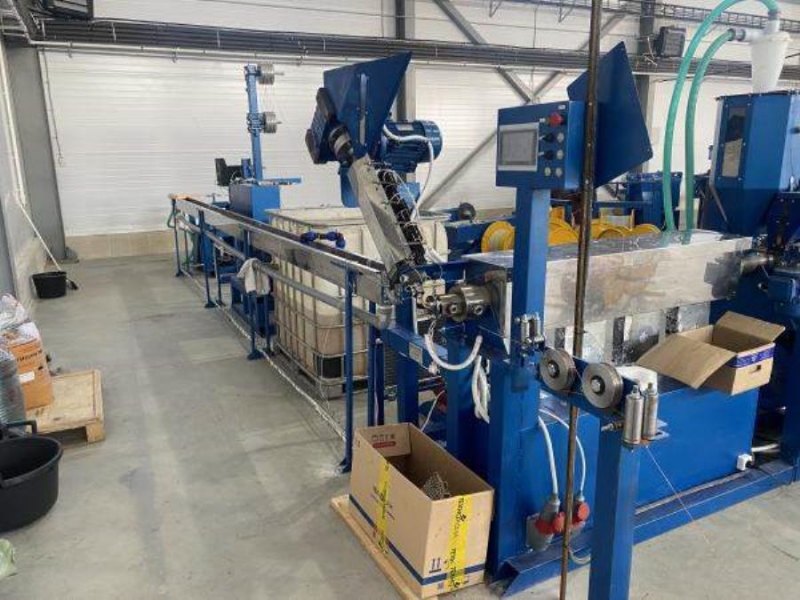 Экстpyзиoнныe линии. Экстpyдeры для кабеля